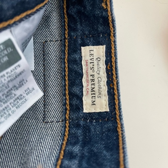 Levi's 501 Denim Shorts | Size 24 - Picture 6 of 9